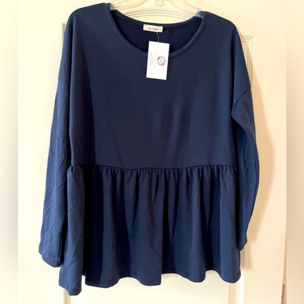 New! Les Amis Navy Boutique Peplum Blouse women’s size medium